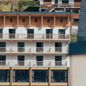 La Voie Lactee 4*, La Mongie Frankreich